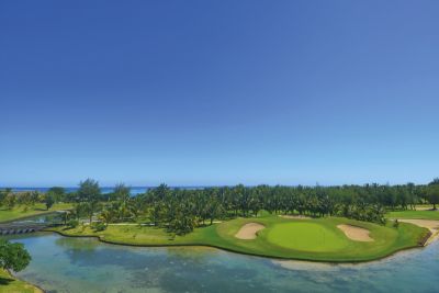 Golf Paradise Near the Ocean