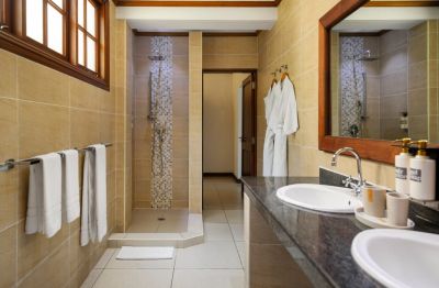 Breakfast at the Beach