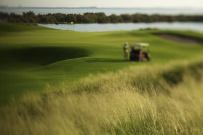 Dovolená u moře a golfu