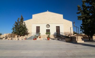 Jordánsko  v létě od jihu k severu