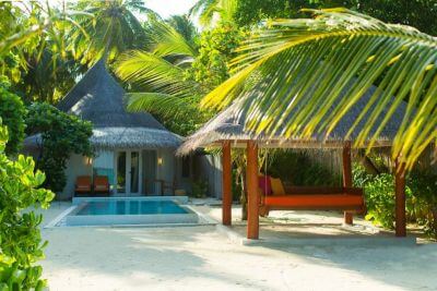 Deluxe Beach Villa With Pool