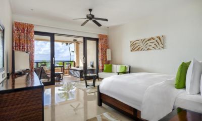 King Bed Deluxe Room Ocean View