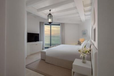 Oia Room