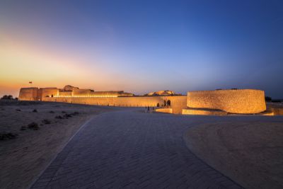 On the waves of Bahrain