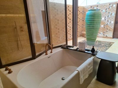 Splynutí s údolím Ašar