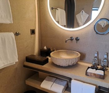 V kraji moringy a olibanu