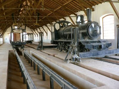 V kraji moringy a olibanu